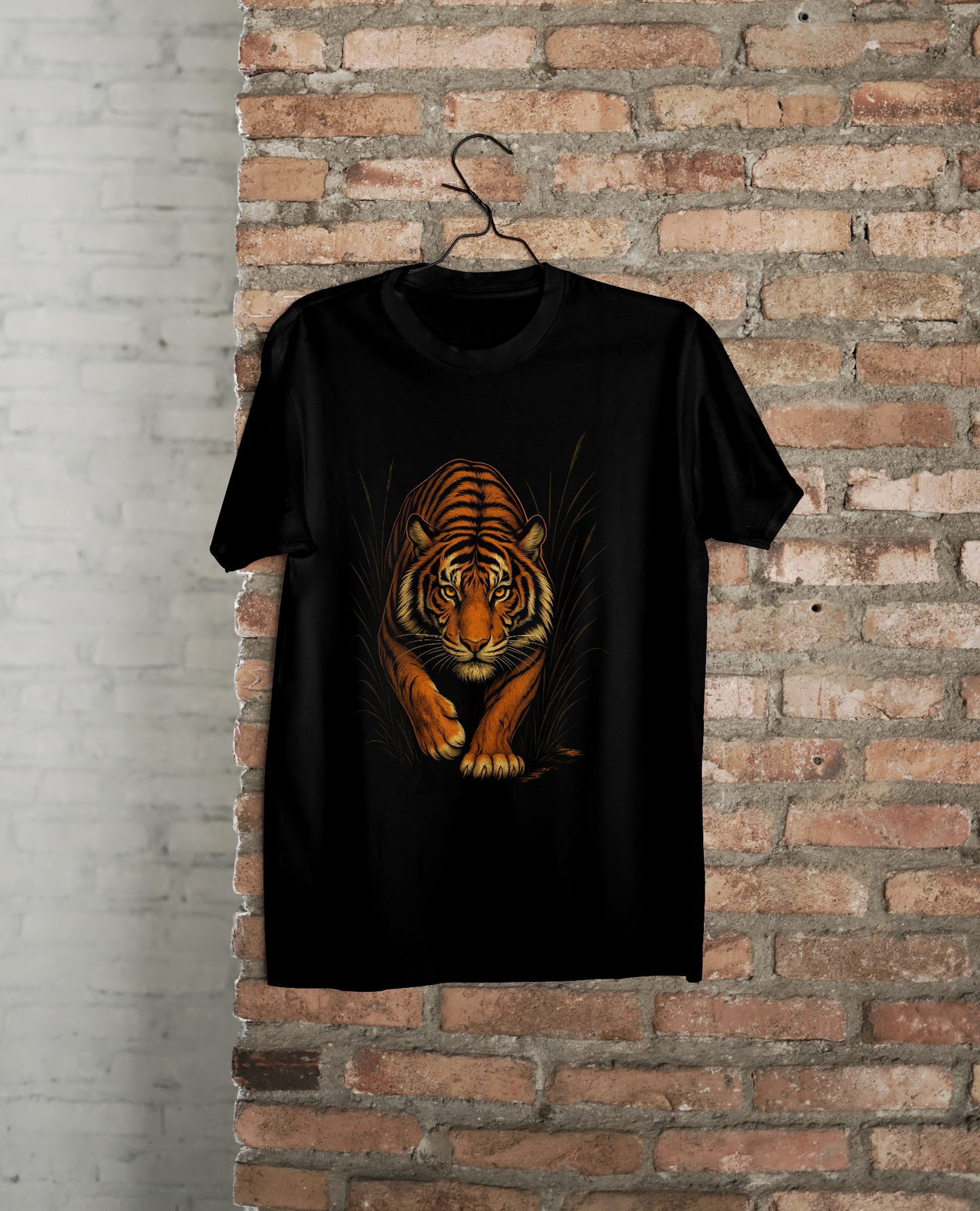 Untamed Majesty – Fierce Tiger T-Shirt